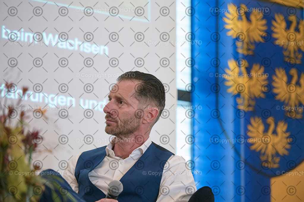 157_202509_EmployerBranding_NZ6_9914 | proPHOTO - Realisiert mit Pictrs.com