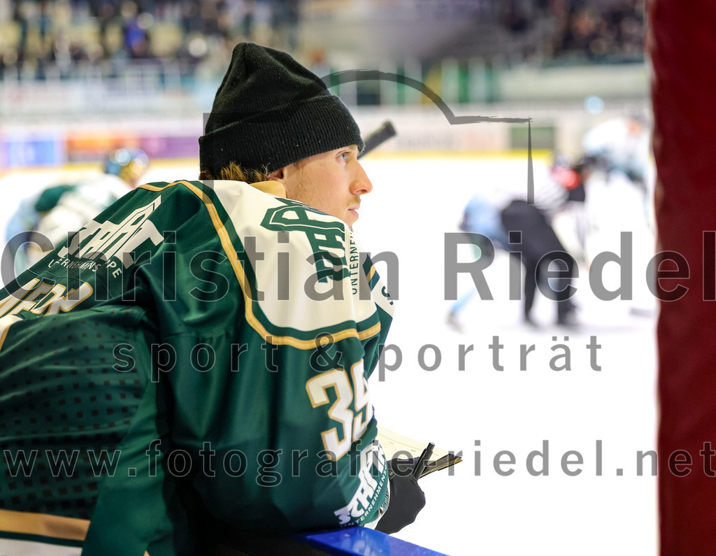 2026-01-06_068_TSV_Erding_gegen_EV_Lindau_Islanders | Erding, Deutschland, 06.01.2026:Eishockey, Oberliga Süd 2025 / 2026, 35. Spieltag, TSV Erding gegen EV Lindau Islanders, Endergebnis: 2:5Torwart Leon Meder (Erding Gladiators, #39)Foto: Christian Riedel / fotografie-riedel.net