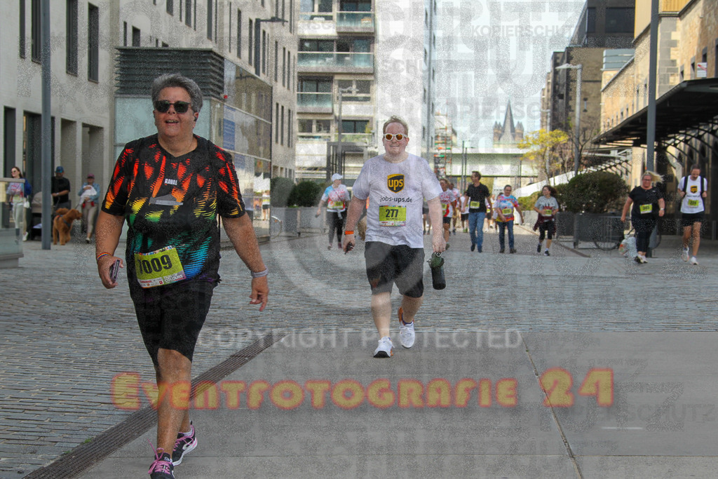 250920_1347_EV4_6668 | Sportfotografie im Rhein-Sieg Kreis, Köln, Bonn, NRW, Rheinland Pfalz, Hessen, etc. Unser Tätigkeitsfeld umfasst den Laufsport vom Volkslauf über den Marathon, Duathlon, Triathon bis zum Ultralauf wie Kölnpfad Ultra oder Schindertrail.