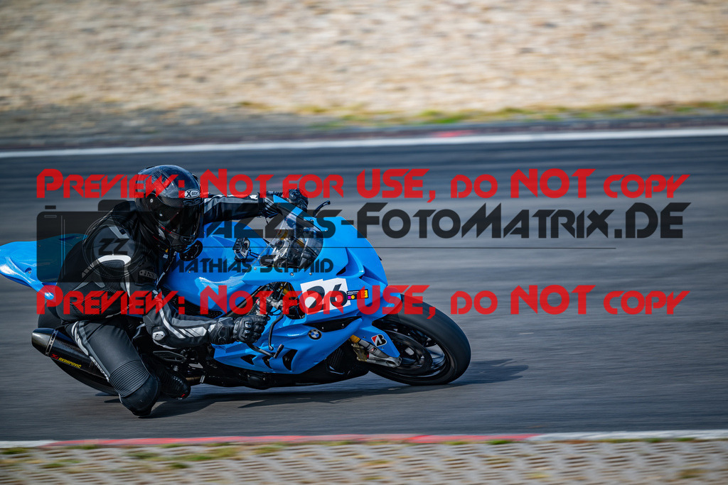 MaZZes_FotoMatrix_230719_7297 | GELB