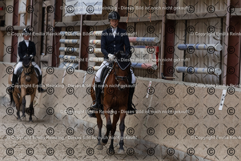 CL5A1079 | Emilia Reinking Fotografie - Realisiert mit Pictrs.com