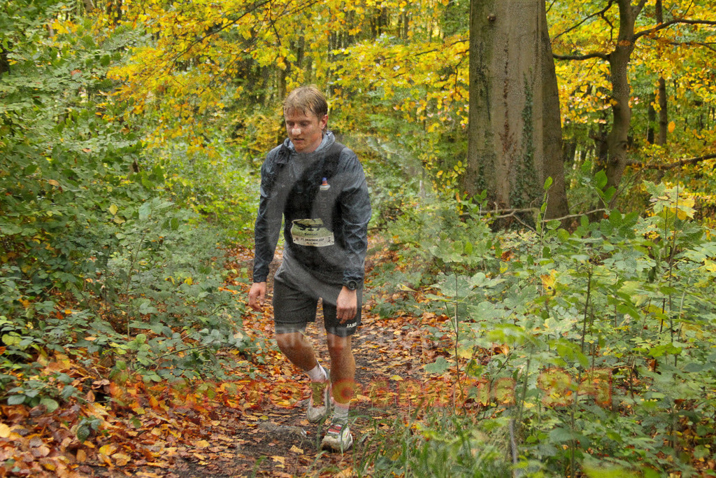 251026_1259_EV4_6324 | Sportfotografie im Rhein-Sieg Kreis, Köln, Bonn, NRW, Rheinland Pfalz, Hessen, etc. Unser Tätigkeitsfeld umfasst den Laufsport vom Volkslauf über den Marathon, Duathlon, Triathon bis zum Ultralauf wie Kölnpfad Ultra oder Schindertrail.