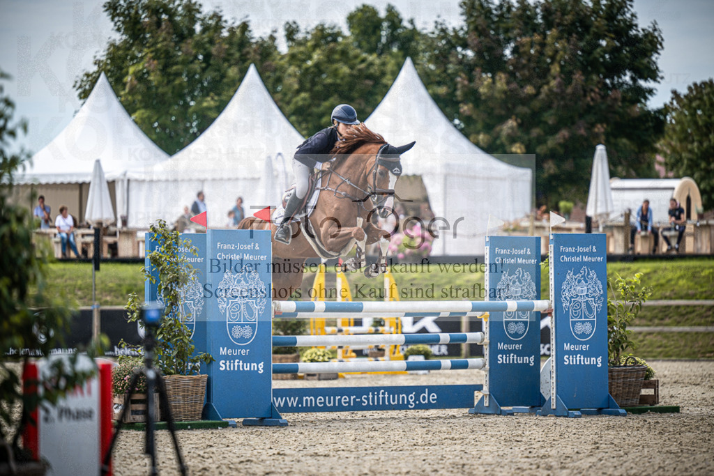 DOS_9835 | Entdecke hochwertige Reitturnierfotos von Foto Oger. Professionell, emotional und authentisch – jetzt Lieblingsmomente im Shop bestellen.Deutschlandweite Turnierfotografie. - Realisiert mit Pictrs.com