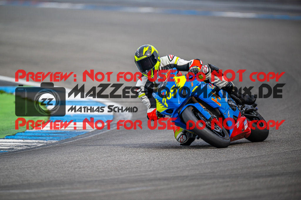 MaZZes_FotoMatrix_230410_2067 | ROT