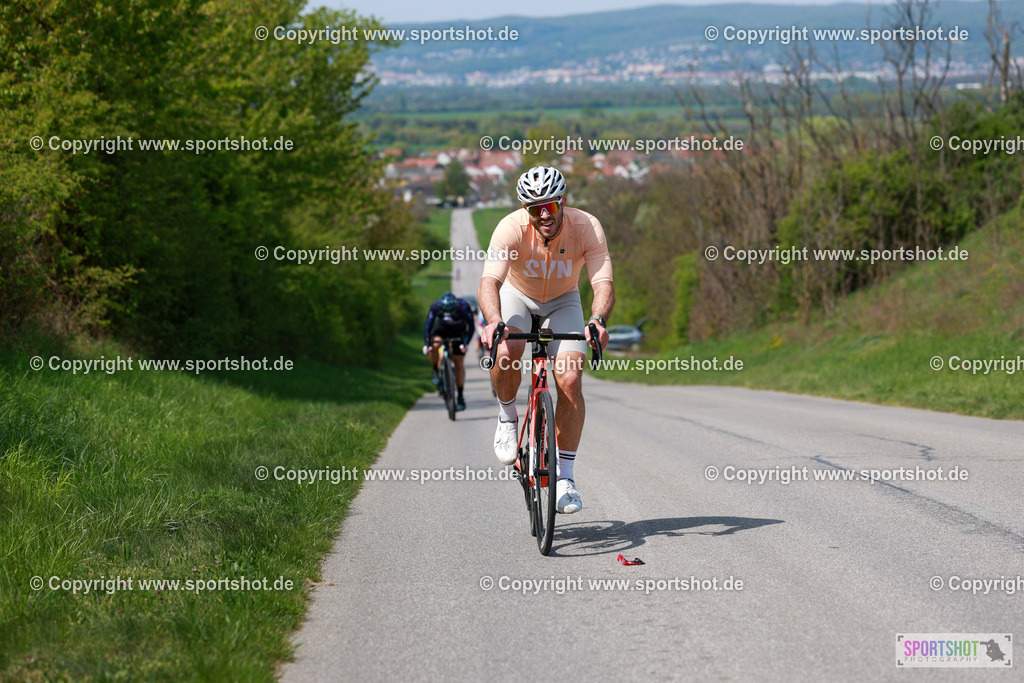 480_AR6_9731 | Neusiedlersee Radmarathon 2026@sportshot_your_pictrs #yourpictures#roadtowm2029 #nrm #neusiedlerseeradmarathon #neusiedlersee #neusiedlerseetourismus #burgenland #mörbisch #nrm26 #burgenlandtourismus #voglundco #poweredbyburgenlandtourismus #radsport #rad #marathon #ucigranfondo #visitburgenland #ucigranfondoworldseries