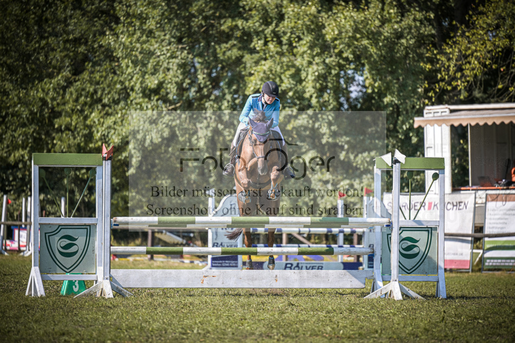 DOS_0289 | Entdecke hochwertige Reitturnierfotos von Foto Oger. Professionell, emotional und authentisch – jetzt Lieblingsmomente im Shop bestellen.Deutschlandweite Turnierfotografie. - Realisiert mit Pictrs.com