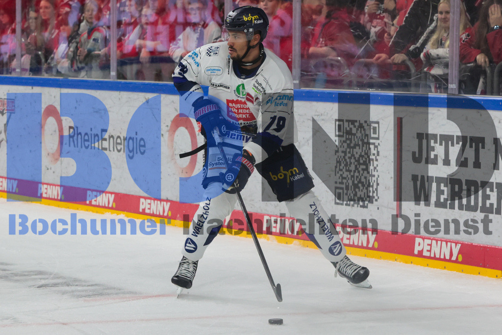 SES_KOLISE20251012-61 | bond - Realisiert mit Pictrs.com