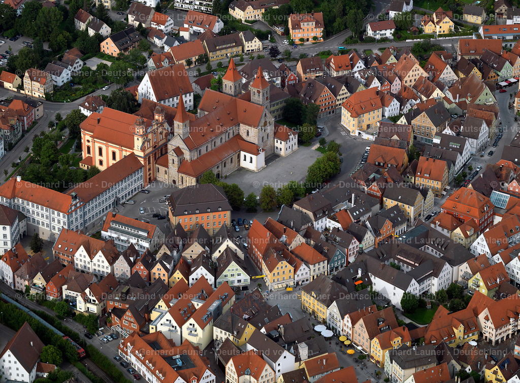 3076195 | Marktplatz, Stadtkirche Basilika St.Vitus, Ellwangen