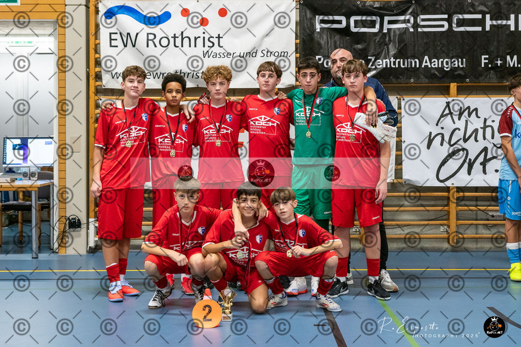 20251129_FCR-Hallenturnier-C_RAW-4_030-4 | Sport und Naturfotografie von Roberto Esposito zeigt echte Momente Bewegung und die Schönheit der Natur. Ausdrucksstarke Bilder schaffen Emotionen.
