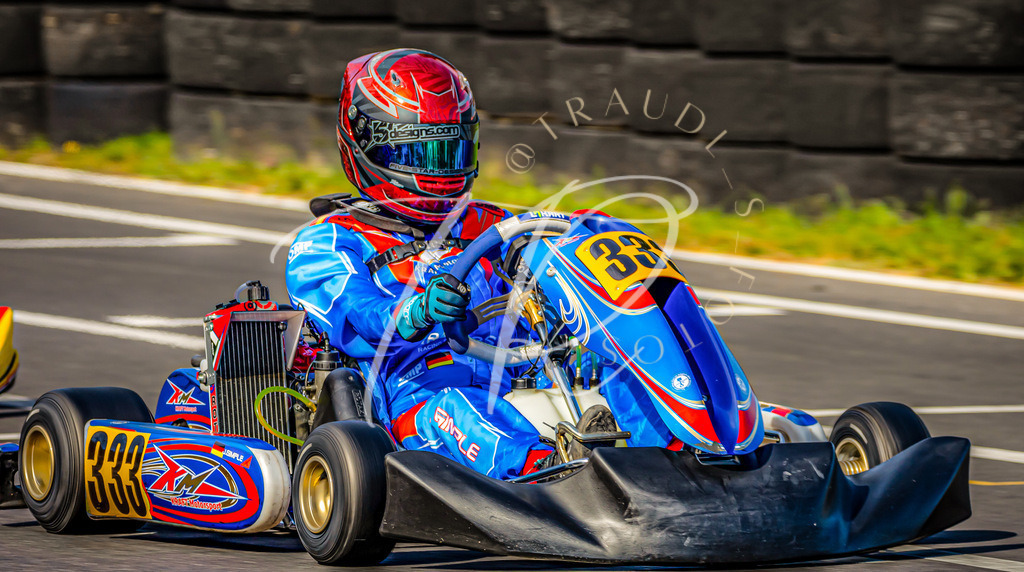 57F17834-FC2F-4EBD-BAC0-459A5D3F7117 | traudl_s_fotos