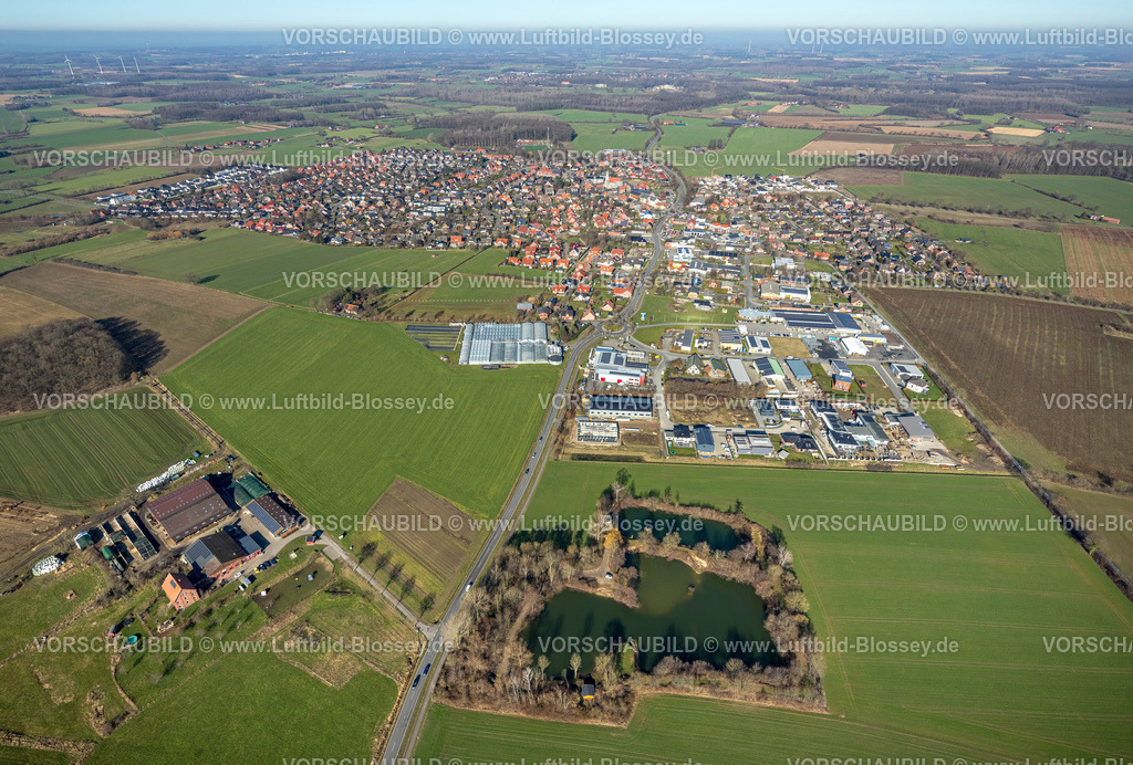 Nordkirchen230205885Suedkirchen | Luftbild, Gewerbegebiet Wilhelm-Raiffeisen-Straße und Ortsansicht Südkirchen, Nordkirchen, Münsterland, Nordrhein-Westfalen, Deutschland