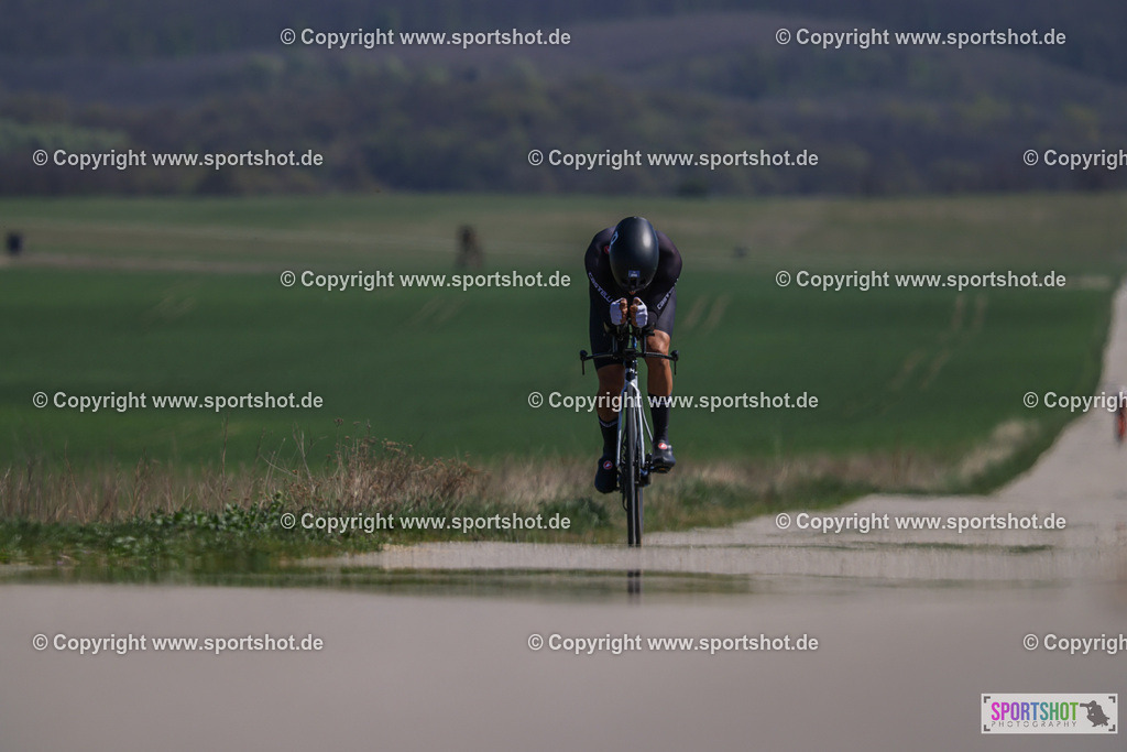 368A2922 | Neusiedlersee Radmarathon 2026@sportshot_your_pictrs #yourpictures#roadtowm2029 #nrm #neusiedlerseeradmarathon #neusiedlersee #neusiedlerseetourismus #burgenland #mörbisch #nrm26 #burgenlandtourismus #voglundco #poweredbyburgenlandtourismus #radsport #rad #marathon #ucigranfondo #visitburgenland #ucigranfondoworldseries