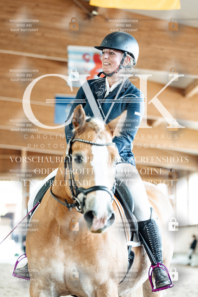 CK900663 | Turnierfotografie Pferdefotografie Trier Rheinland-Pfalz Pferdesport Reitsport Tierfotografie Sportfotografie Pferdevideo Pferdevideografie Equestrianvideography equestrianphotography  - Realisiert mit Pictrs.com