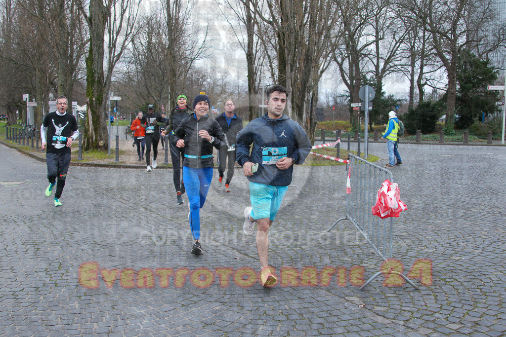 231231_1019_EV4_8435 | Sportfotografie im Rhein-Sieg Kreis, Köln, Bonn, NRW, Rheinland Pfalz, Hessen, etc. Unser Tätigkeitsfeld umfasst den Laufsport vom Volkslauf über den Marathon, Duathlon, Triathon bis zum Ultralauf wie Kölnpfad Ultra oder Schindertrail.