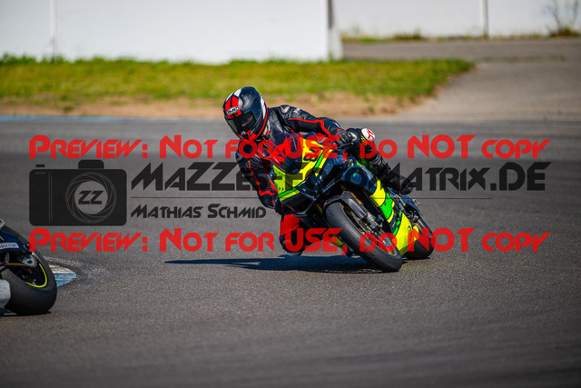 MaZZes_FotoMatrix_240520_6021986_6387 | ROT