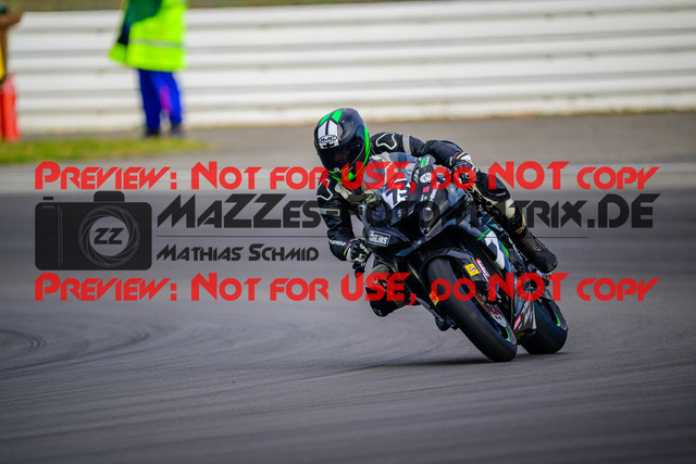 MaZZes_Fotomatrix_20250421_6007705_1125 | ROT