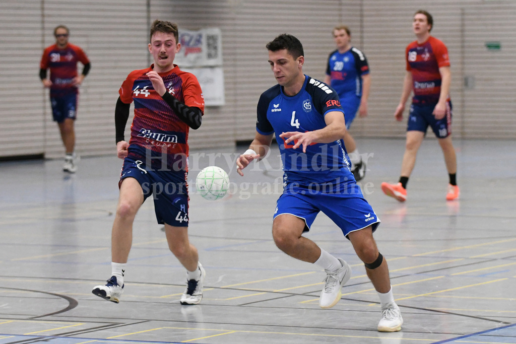 HC Deggendorf : HSG Straubing | Valentin Lotos (Kapitän HC Deggendorf) - Realisiert mit Pictrs.com