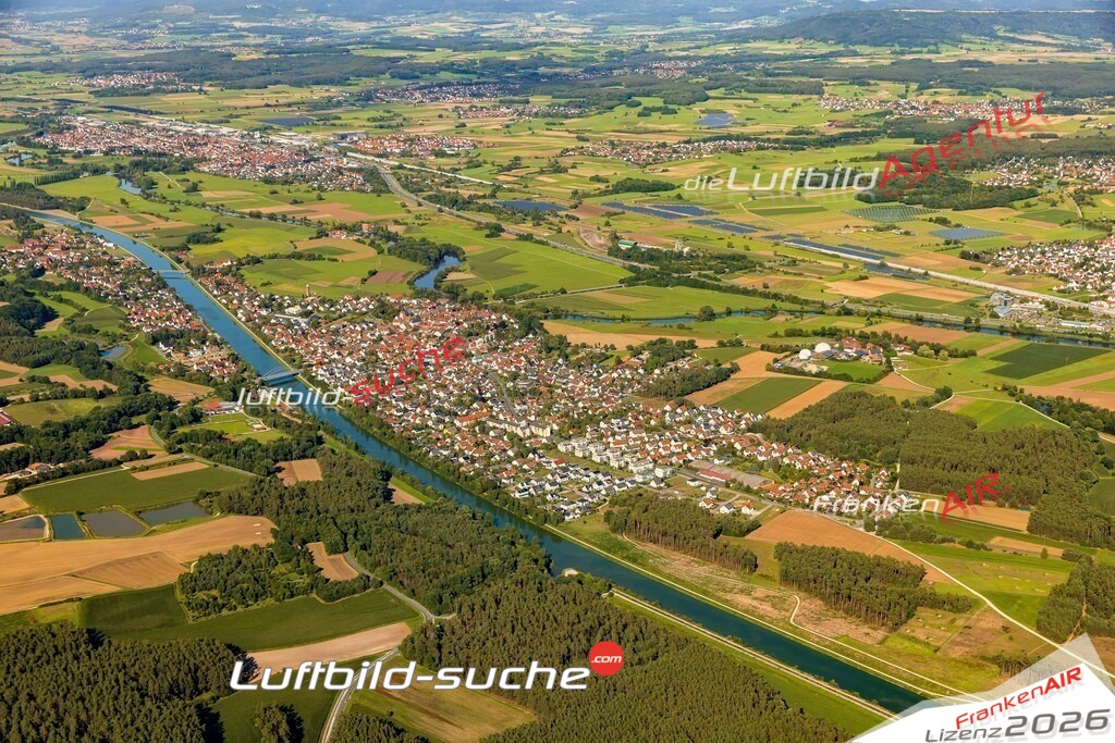 Luftaufnahme der Stadt Möhrendorf - Die Luftaufnahme wurde 2025 vom UL-Flugzeug heraus erstellt ( keine Drohne ) - Hochauflösende Luftaufnahme - für professionelle Ausdrucke geeignet. Die Geschenkidee !Mit Lizenz und Bildrechte bestellbar