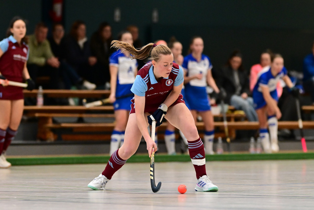 Hockey I Frauen I Halle 2024-2025 I 1. Bundesliga Nord I 7. Spieltag I Großflottbeker THGC - UHC Hamburg I 033700 | Der Sportfotograf. - Realisiert mit Pictrs.com