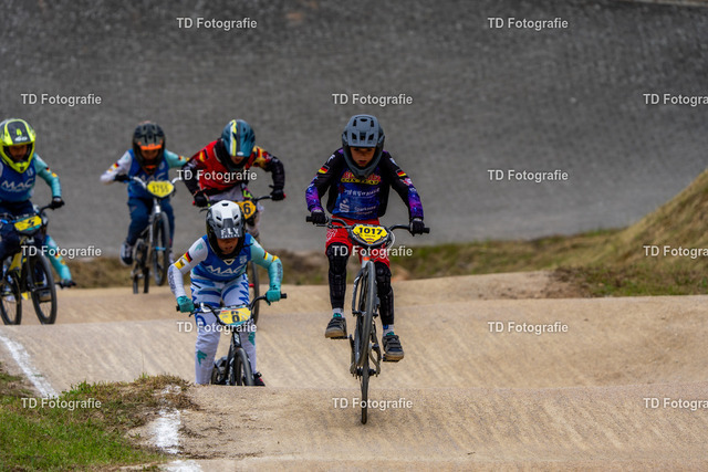 BayBMX2026-05960 | Fotogalerie von Thomas Dettweiler mit Eventbildern und lizenzfreien Fotos. Perfekt als Wandbild, für Büro, Website oder private Nutzung. - Realisiert mit Pictrs.com