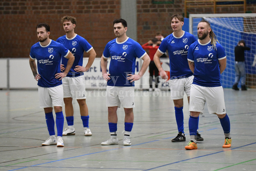 Allianz Fischer Cup 2026; FC Dingolfing; SV Pankofen; | Elfmeterkrimi: SV Pankofen - SpVgg Plattling 12:11 (1:1) nach Siebenmeterschießen  - Realisiert mit Pictrs.com