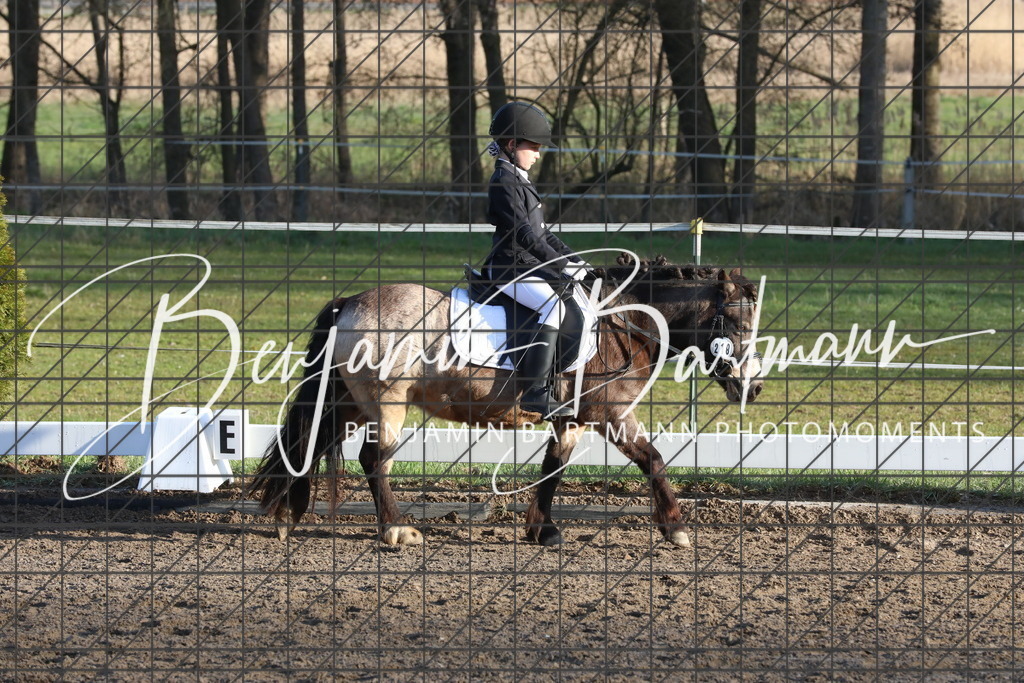 AZ2A2412 | Benjamin Bartmann Photomoments