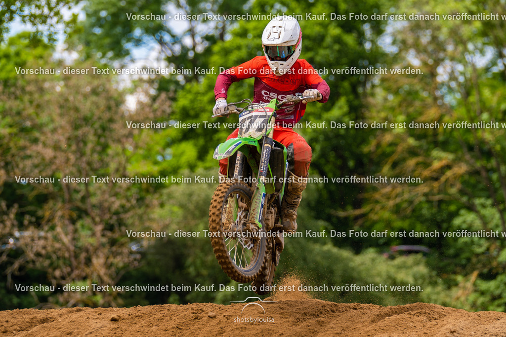 20260607_MSCParmen-0328 | Sportfotografin aus Berlin-Brandenburg mit Fokus auf Motocross. Ich halte deine sportliche Leistung und echte Emotionen auf und neben der Strecke professionell fest. Entdecke die Fotos von deinem Rennen und bestelle sie direkt hier im Shop.