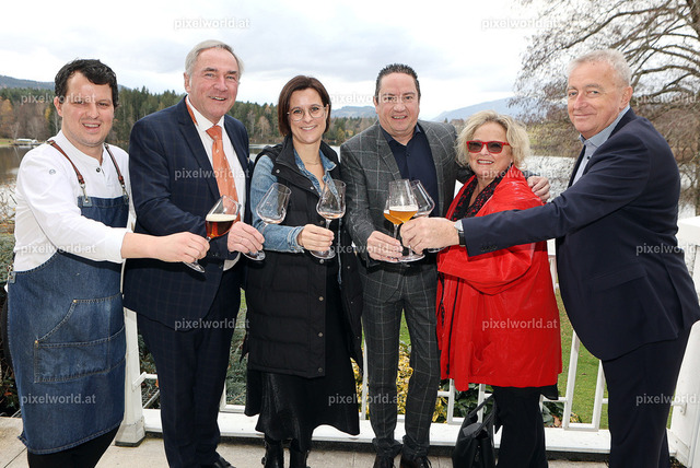 Martini Gansl Essen mit Otto Hoffmann | Bildershop von pixelworld.at - Realisiert mit Pictrs.com