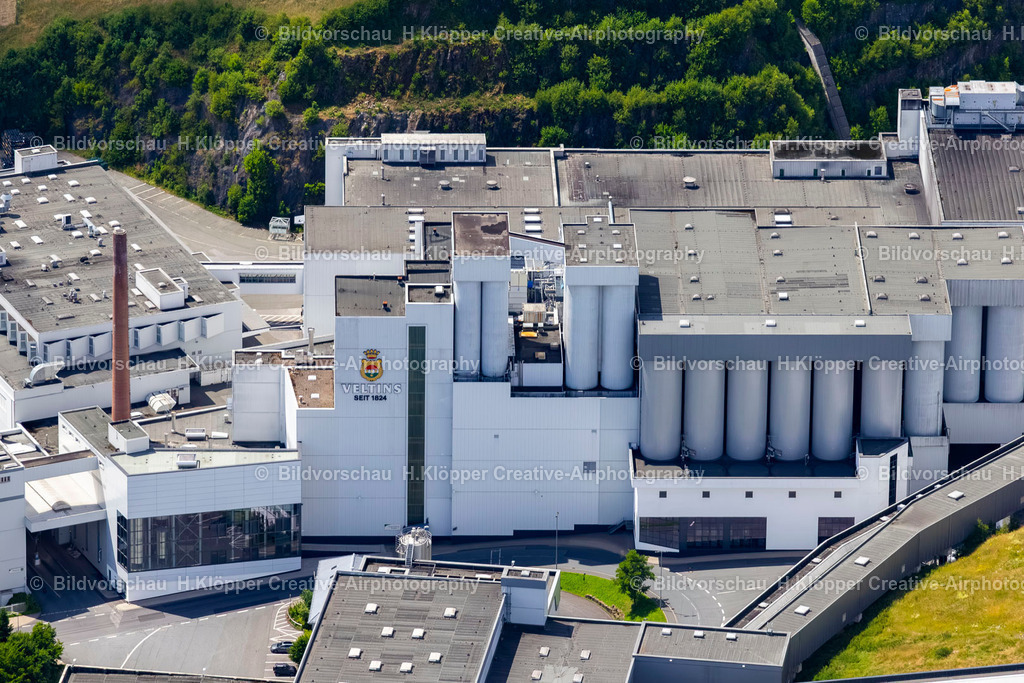 Luftbild Grevenstein-5072 | Luftbild Bierbrauerei- Werksgelände der Veltinsbrauerei in Grevenstein im Bundesland Nordrhein-Westfalen - Realisiert mit Pictrs.com
