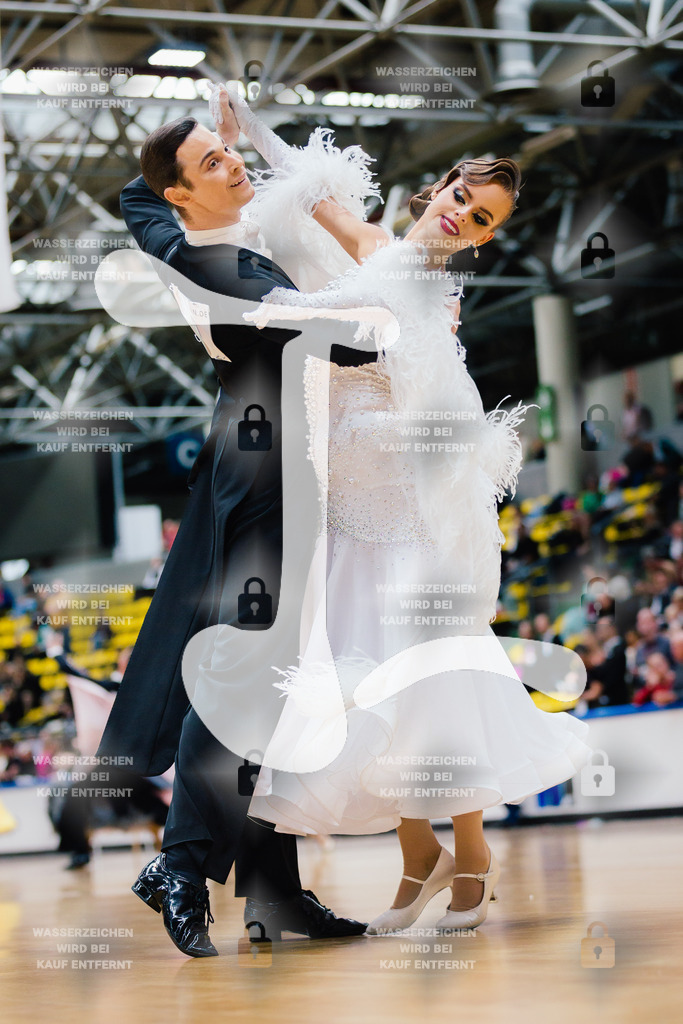 Hessen Tanzt WDSF International Open Standard 12th (49) Daniil Ketov _ Viviana Koschnitzki (Braunschweiger TSC)-2025-05-17-8686 | Webshop for digital downloads and prints of dance sport, event & show photographer Julian Link - Realisiert mit Pictrs.com