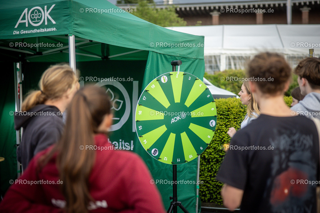 21. ASV Nachtlauf; Koeln, 08.05.24 | Impressionen vom 21. ASV Nachtlauf am 08.05.24 am Tanzbrunnen in Koeln. Foto: BEAUTIFUL SPORTS/Axel Kohring