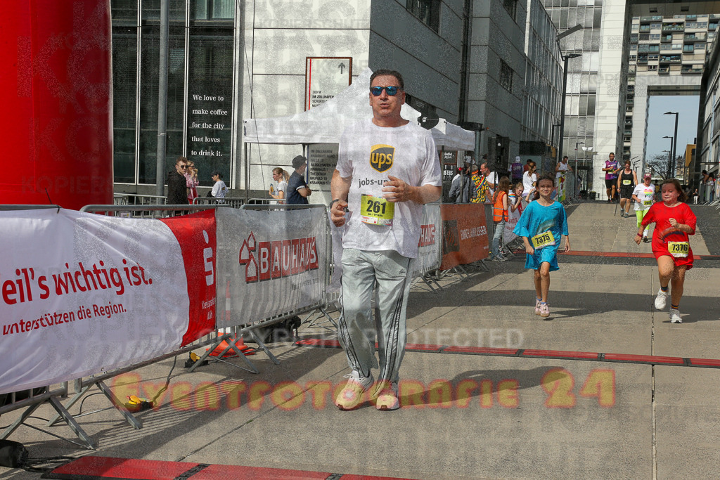 250920_1347_EX1_6638 | Sportfotografie im Rhein-Sieg Kreis, Köln, Bonn, NRW, Rheinland Pfalz, Hessen, etc. Unser Tätigkeitsfeld umfasst den Laufsport vom Volkslauf über den Marathon, Duathlon, Triathon bis zum Ultralauf wie Kölnpfad Ultra oder Schindertrail.