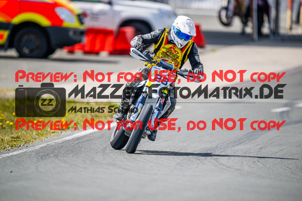 MaZZes_FotoMatrix_230506_3239 | UE40