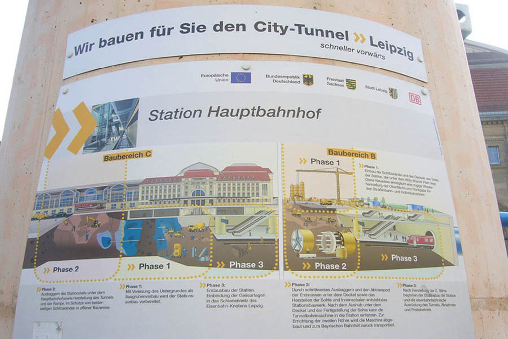 Hauptbahnhof - Informationstafel zum City Tunnel Leipzig (2008) | Entdecke über 20 Kategorien Leipzig-Motive: Foto-Downloads, hochwertige Poster, Leinwand- & Fine-Art-Prints. Jetzt Lieblingsfoto im Bildlexikon Leipzig Shop bestellen!