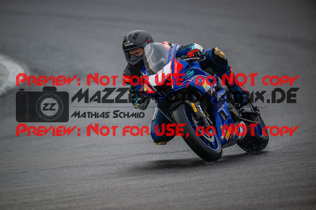 MaZZes_FotoMatrix_240830_6007705_0443 | R7