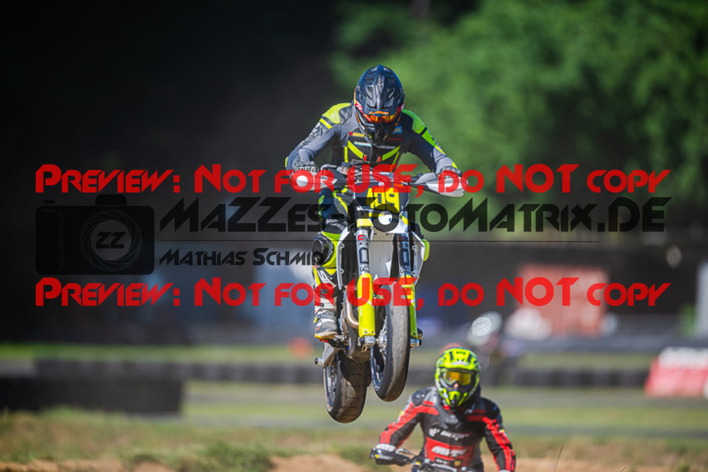 MaZZes_FotoMatrix_220702_3982 | S2