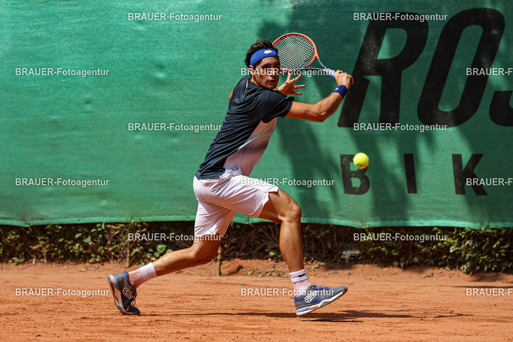 HTC Blau-Weiß Krefeld - LTTC Rot-Weiß Berlin  | Krefeld, Deutschland 21.07.2023, Gian Marco Moroni (HTC Blau-Weiß Krefeld) gegen Dmitry Popka (LTTC Rot-Weiss Berlin) ,

bei der 2. Tennis Bundesliga Nord Begegnung zwischen HTC Blau-Weiß Krefeld und LTTC Rot-Weiß Berlin am 21.07.2023 in Krefeld.

(Foto: BRAUER-Fotoagentur)
 
