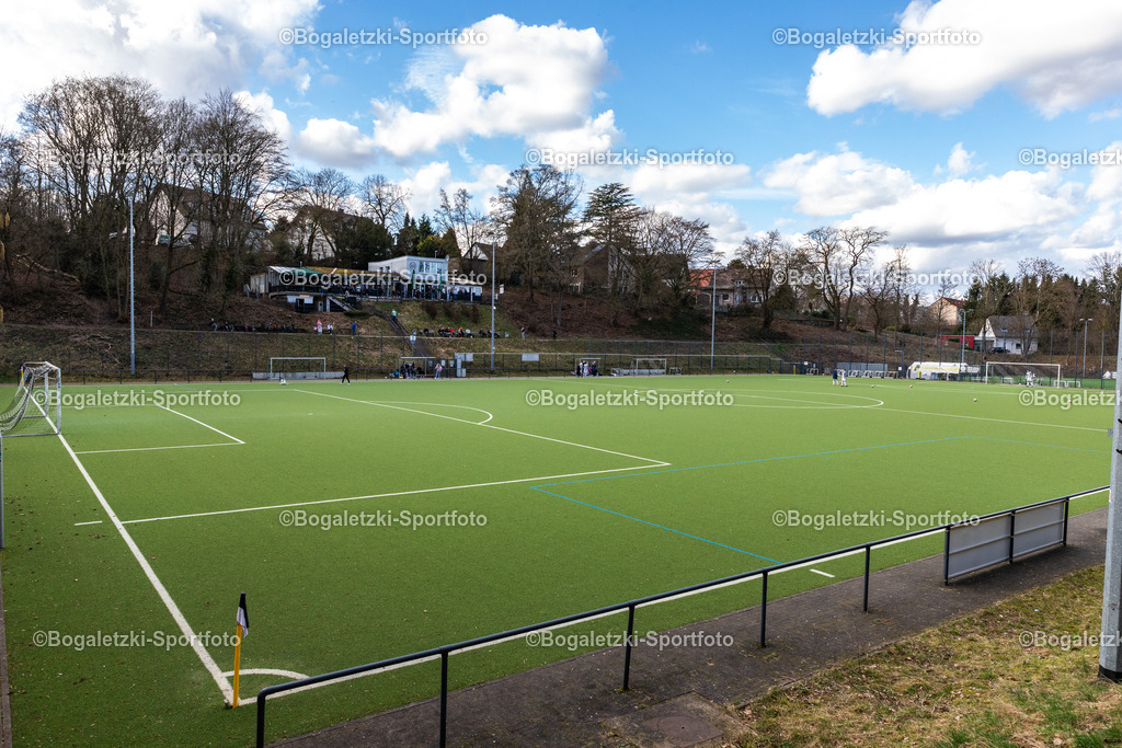 Naturstadion im Finkenkamp, TSV Heimaterde | Bogaletzki-Sportfoto – professionelle und dynamische Sportfotografie im Ruhrgebiet & am Niederrhein. Präzise, emotionale Sportfotos für Medien & Berichterstattung, von Robin Bogaletzki - Realisiert mit Pictrs.com
