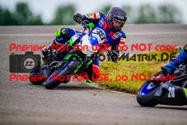 MaZZes_FotoMatrix_240914_6007705_3972 | TWINCUP