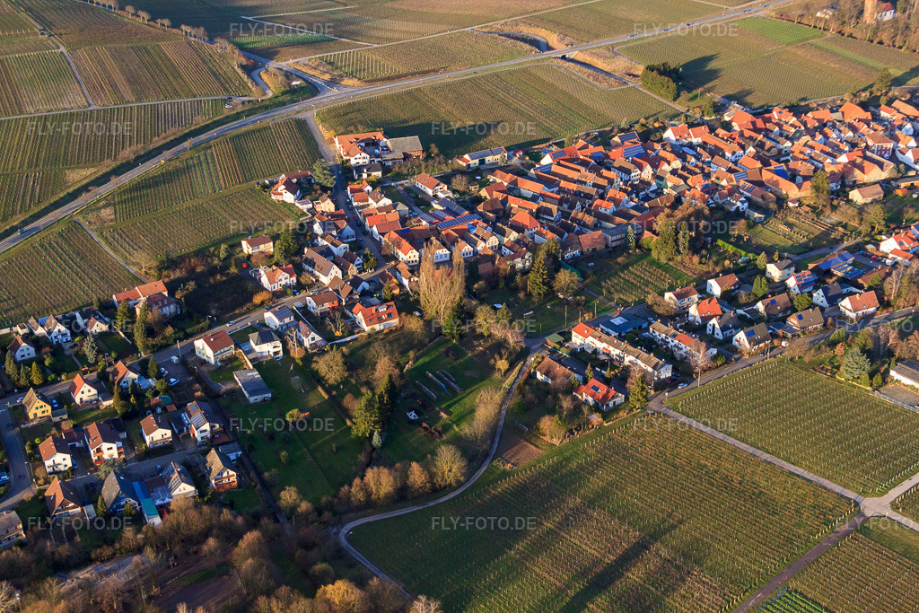 Luftbild: Zum Mütterle im Ortsteil Wollmesheim in Landau im Bundesland Rheinland-Pfalz in Deutschland.Foto: IMG_62211.jpg vom 23.02.2014 durch Werner Riehm/FLY-FOTO.deAuflösung des Originals: 4752 x 3168 px