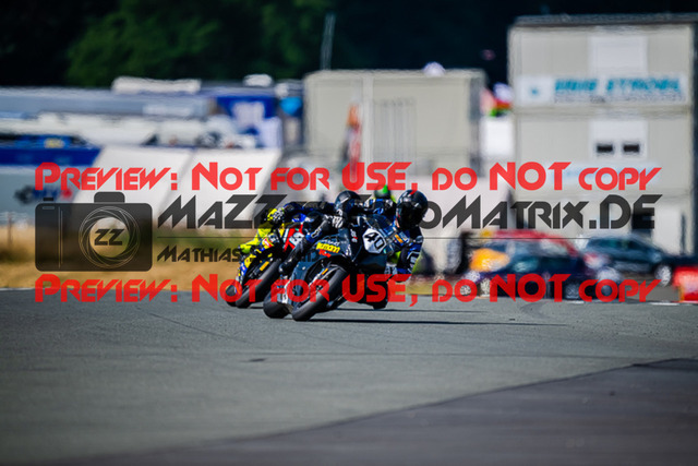 MaZZes_FotoMatrix_220722_2511 | PRO SUPERSTOCK