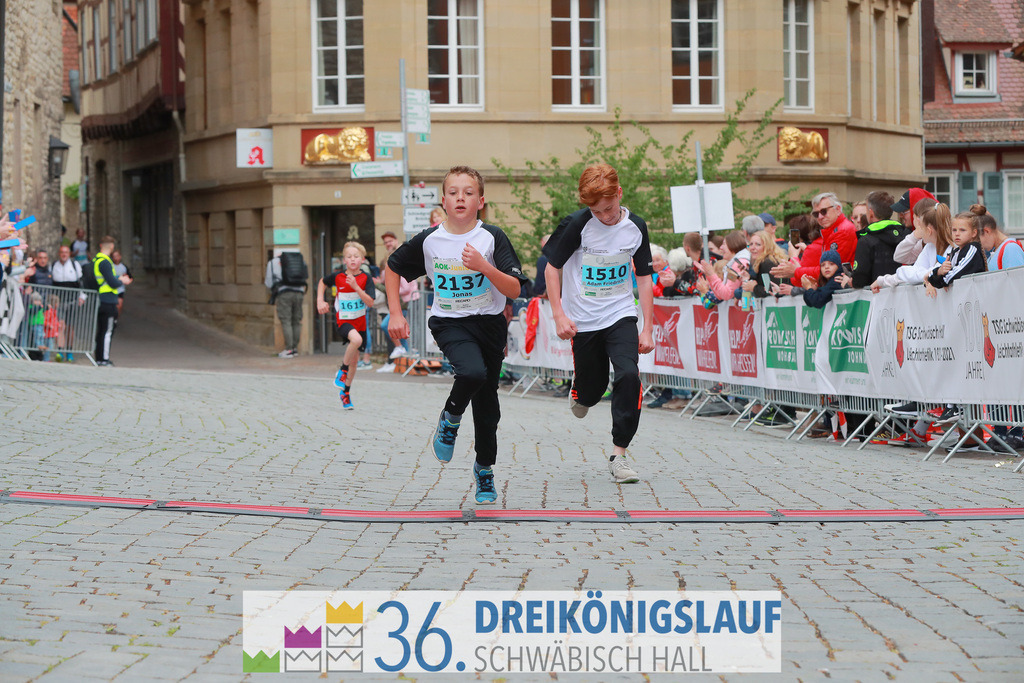 Stadtwerke Schüler und Jugendlauf 1,7km | 3koenigslauf 2022 Stadtwerke Schüler und Jugenlauf 1,7km - Realisiert mit Pictrs.com