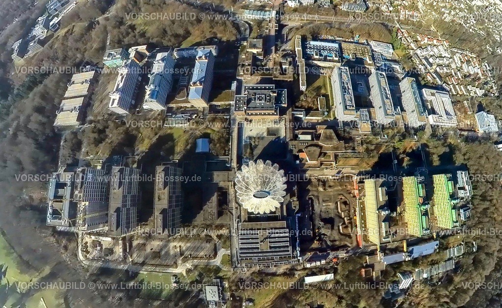 Bochum240190074RUB_UniversitaetBochum | Luftbild, Gebäudekomplex der RUB Ruhr-Universität Bochum mit muschelartigem Audimax Gebäude, Fisheye Aufnahme, Fischaugen Aufnahme, 360 Grad Aufnahme, tiny world, little planet, fisheye Bild, Querenburg, Bochum, Ruhrgebiet, Nordrhein-Westfalen, Deutschland