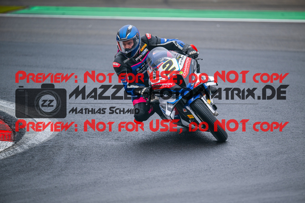 MaZZes_FotoMatrix_240830_6007705_1214 | STK1000