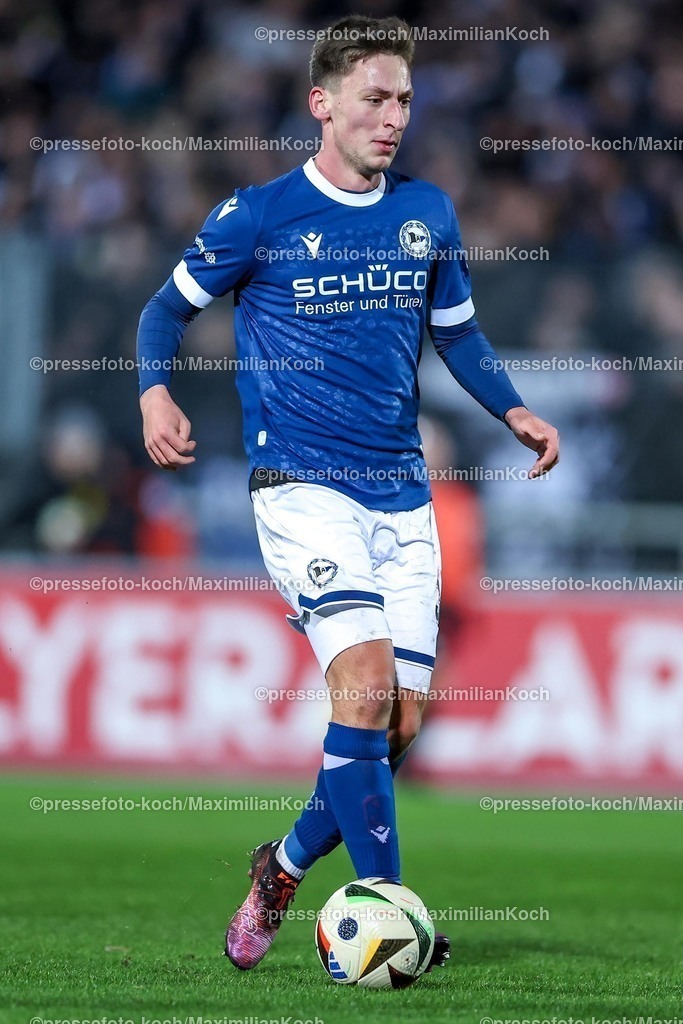 BVBII26012502106 | 26.01.2025, Fußball, 3.Liga, Borussia Dortmund II - Arminia Bielefeld, Stadion Rote Erde, Saison 2024 2025: Marius Wörl (Arminia #38)DFB regulations prohibit any use of photographs as image sequences and or quasi-video.