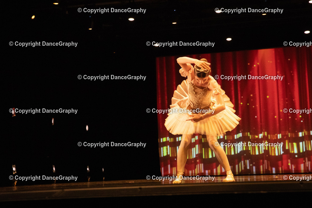 GPHY6857 | DanceGraphy - Realisiert mit Pictrs.com