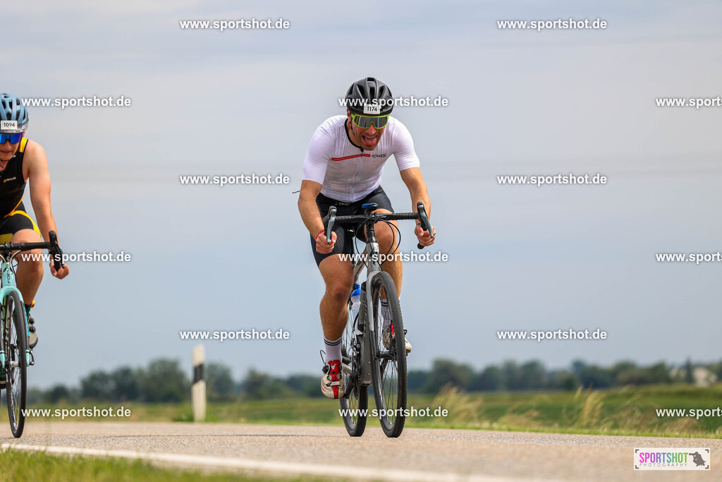 BR8A4927 | Stadttriathlon Erding 2025. #yourpictrs #sportshot_your_pictrs @Sportshotphotography #stadttriathlonerding Copyright: www.sportshot.de
