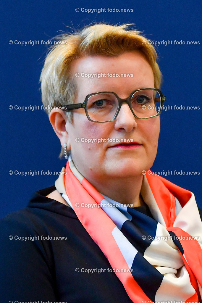 Landespolizeidirektion Ooe_ Pressekonferenz Festnahmen Halloween Nacht 2022_ 27.12.2022-41 | 27.12.2022, Landespolizeidirektion Oberoesterreich, AUT, Pressekonferenz Festnahmen Halloween Nacht 2022, im Bild Ulrike Breiteneder (Staatsanwaltschaft Linz)