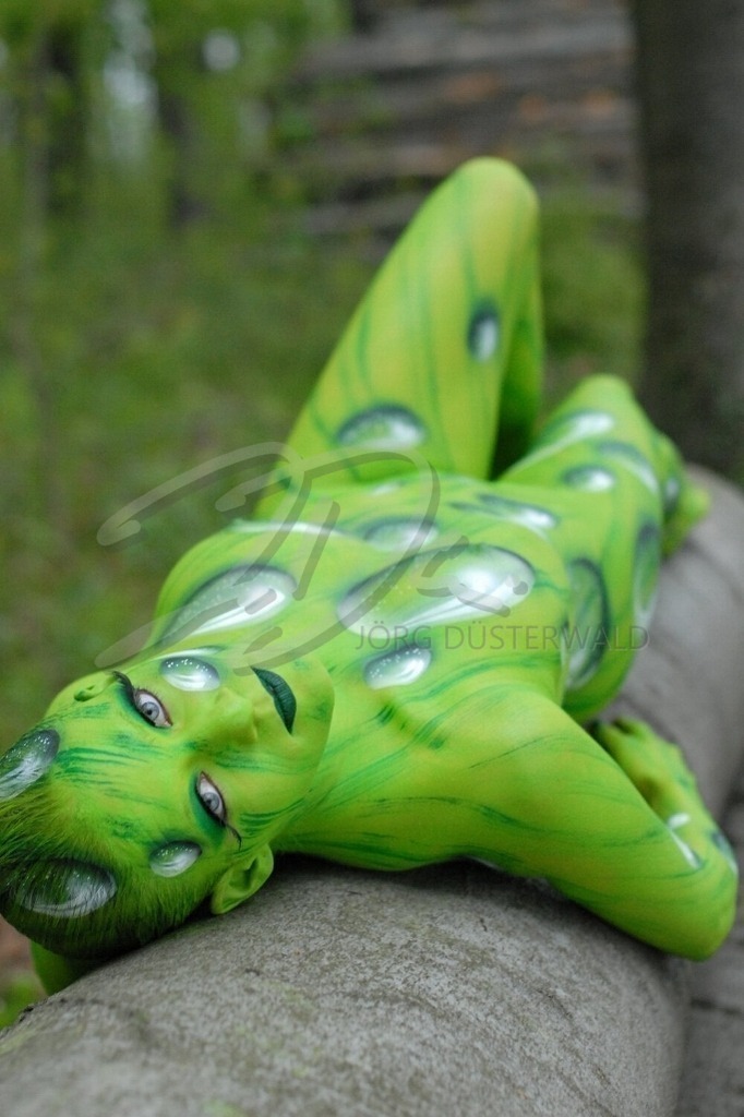 Bodypainting-DROPS_3142b | #001 | Modell: .?. | Foto: Thorsten Ohmacht - Realisiert mit Pictrs.com