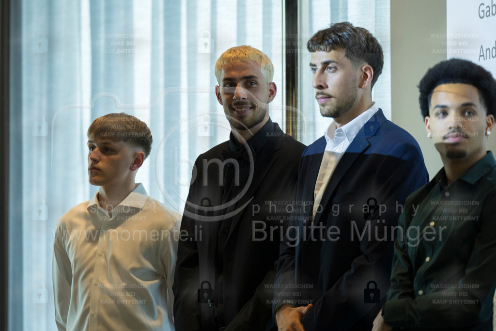 FeusiDiplomfeier_R6II3058 | Brigitte Münger / bmsportphotography - Realisiert mit Pictrs.com